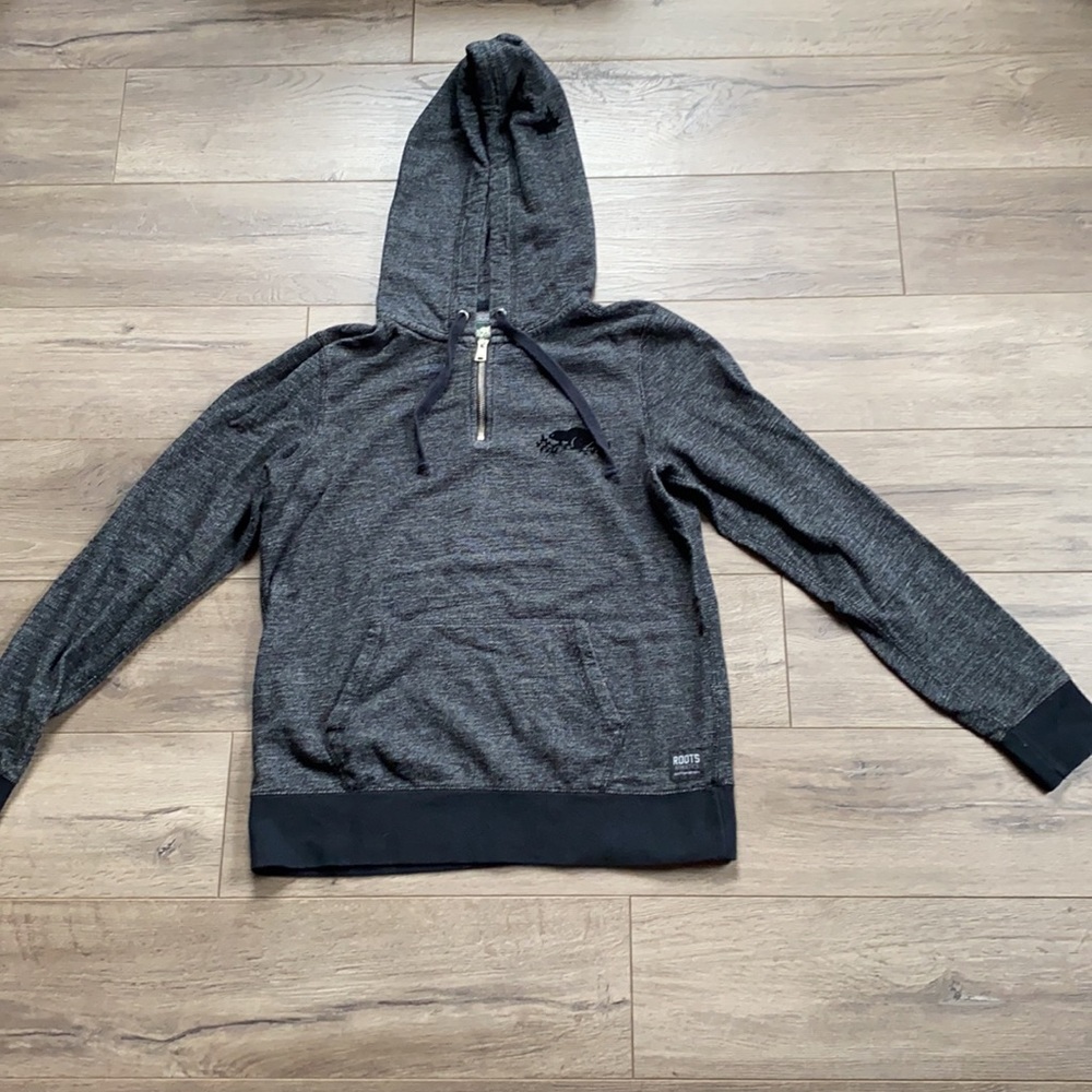 Roots Hoodie - Medium